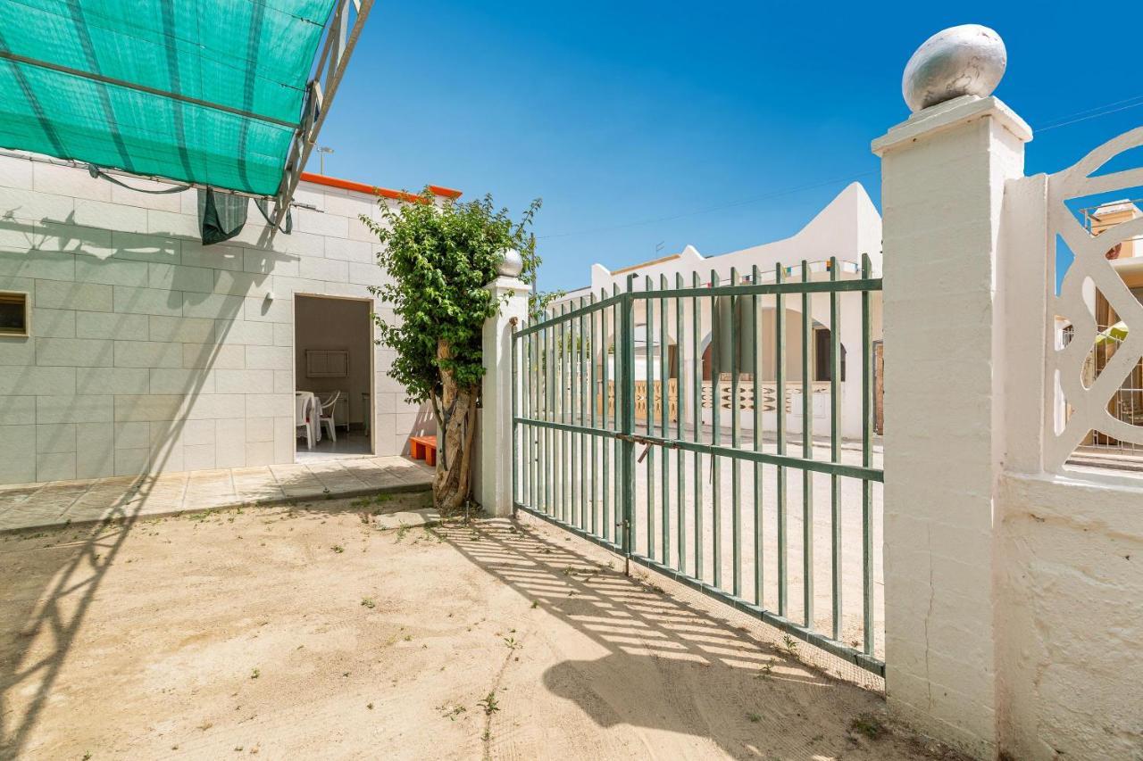 A Casa Di Mario By Barbarhouse Apartment Torre Lapillo Exterior photo